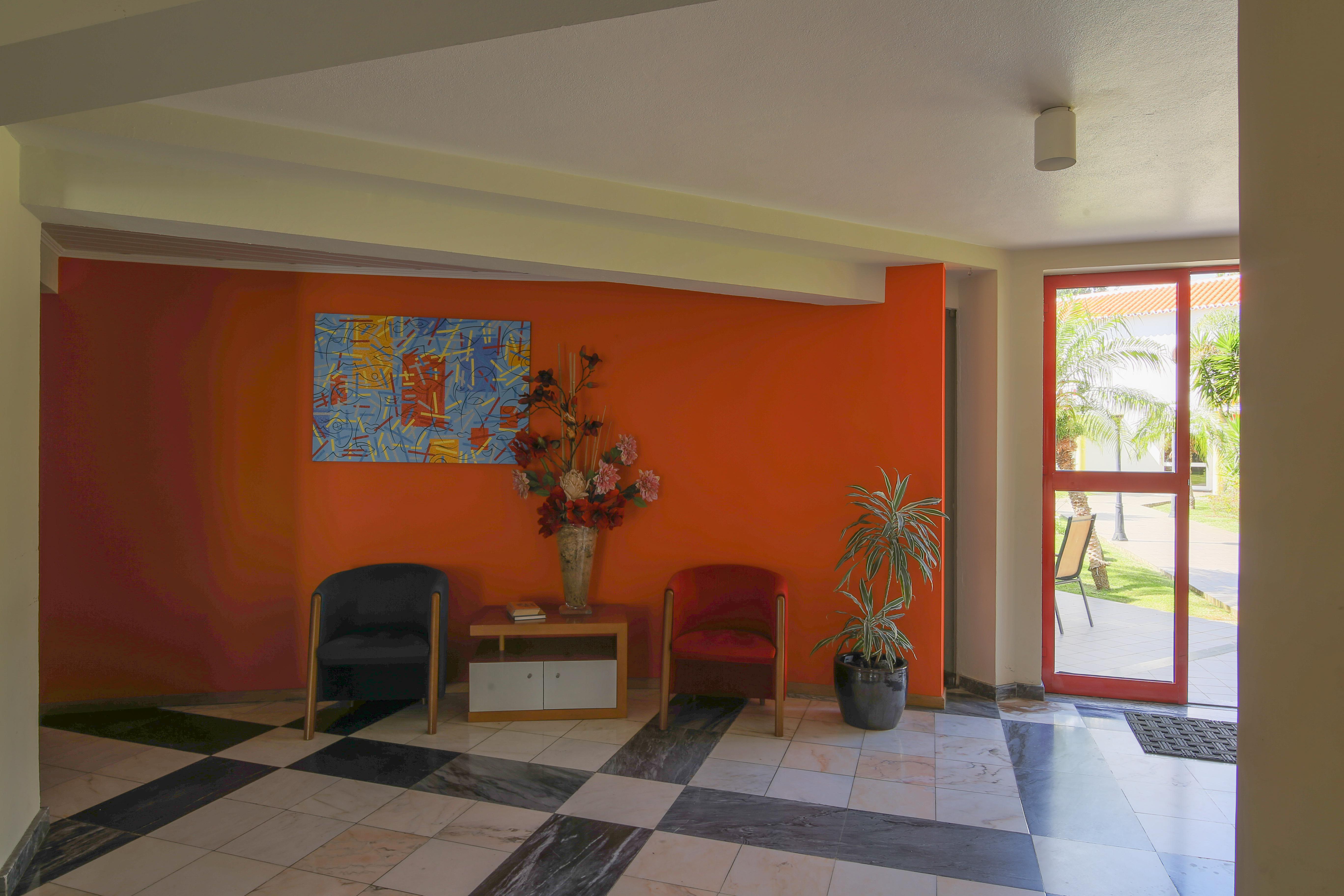 Hotel Teresinha Praia da Vitoria ภายนอก รูปภาพ