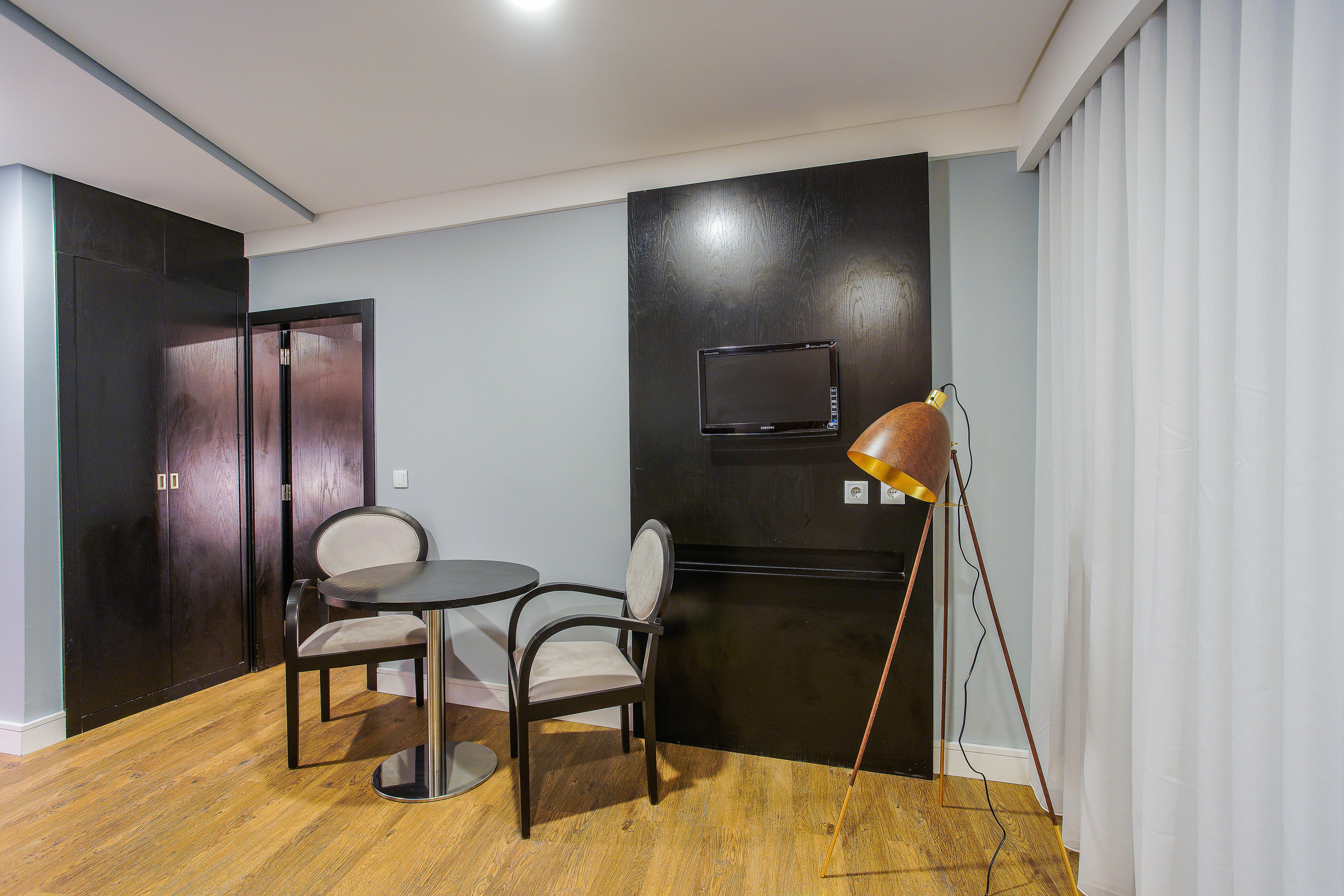 Hotel Teresinha Praia da Vitoria ภายนอก รูปภาพ