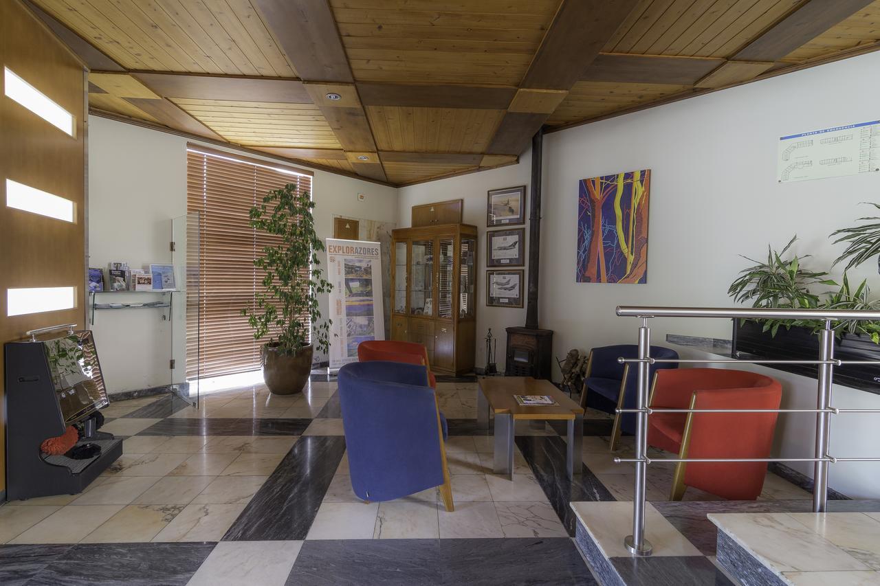 Hotel Teresinha Praia da Vitoria ภายนอก รูปภาพ